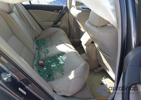 2010 Acura Tsx 2.4 from USA, damaged, VIN JH4CU2F60AC011667